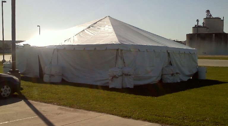 30' x 30' frame tent rental in Iowa with sidewalls