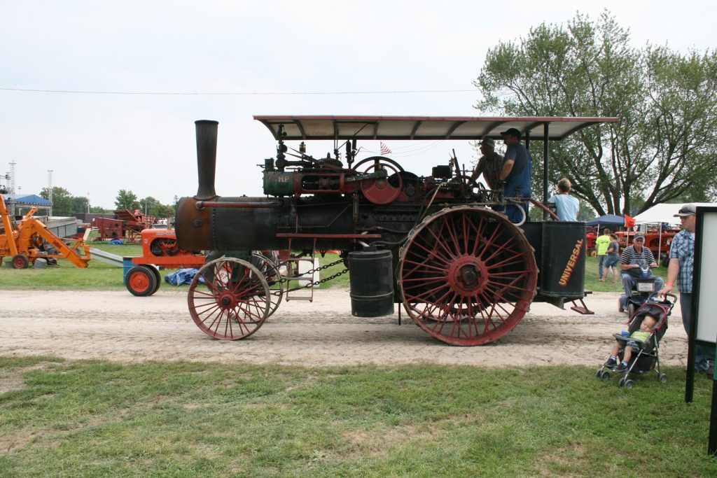 Steam tractor at old the Midwest Old Threshers Reunion in Mt. Pleasant, Iowa