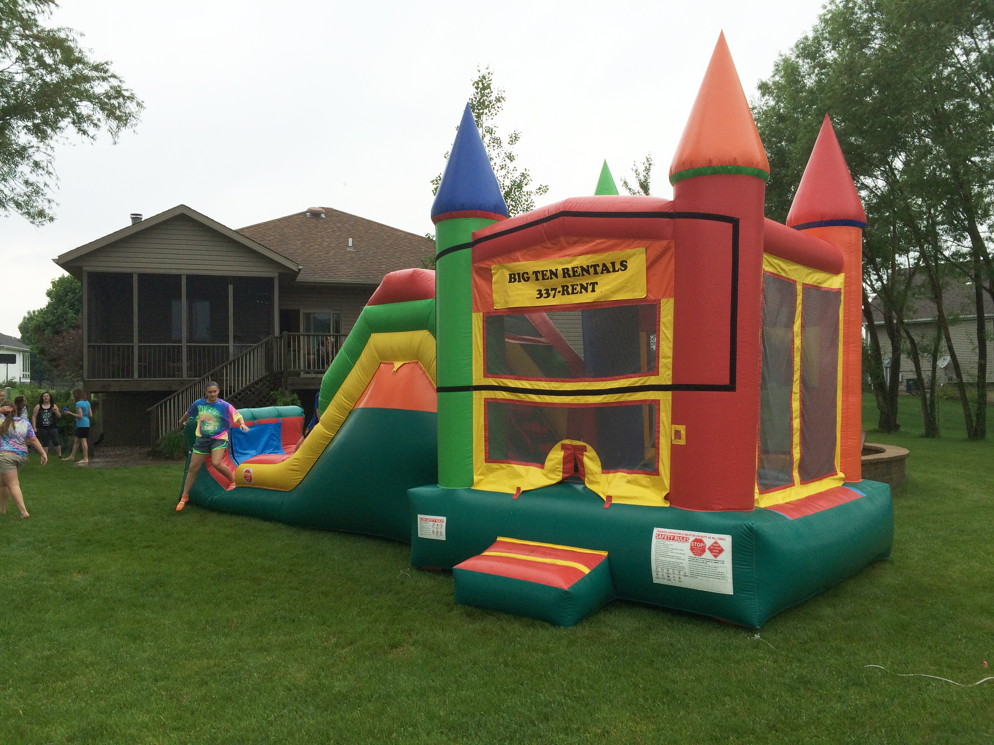 Combination bounce house and slide rental Cedar Rapids Iowa City