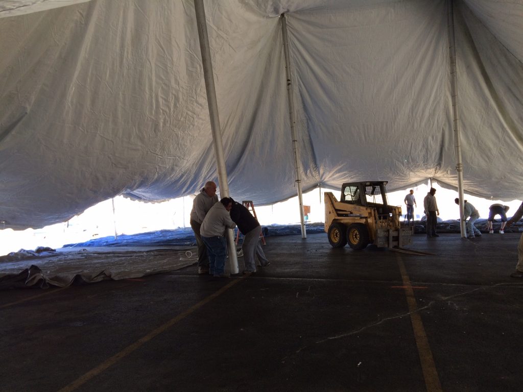 80' x 90' rope and pole tent set-up for event in Iowa
