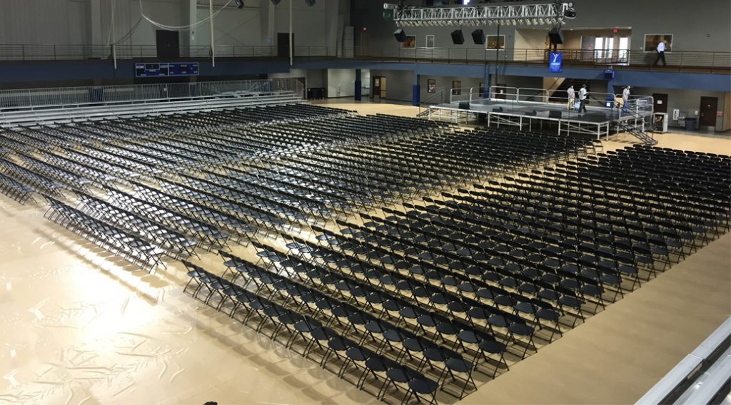 2015 College graduation ceremony event set-up William Penn University