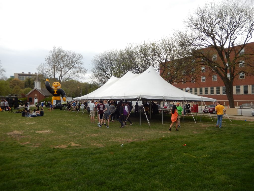 Rope and pole tent at Associated Residence Halls Event
