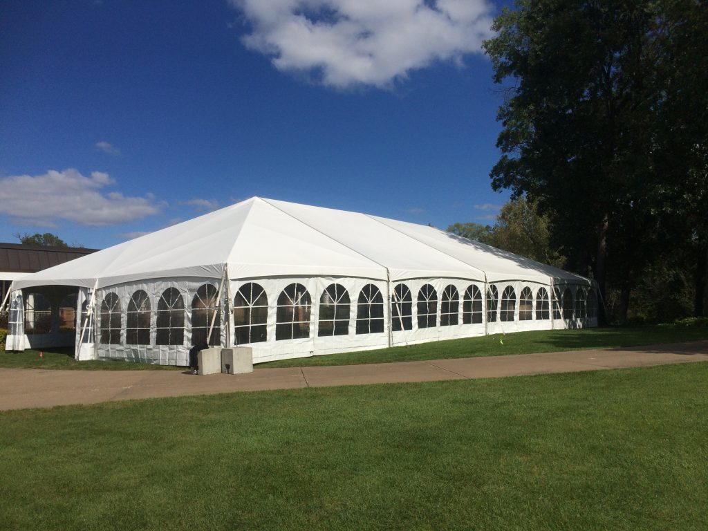 40' x 80' wedding reception tent at Oakwood Country Club in Coal Valley, Illinois