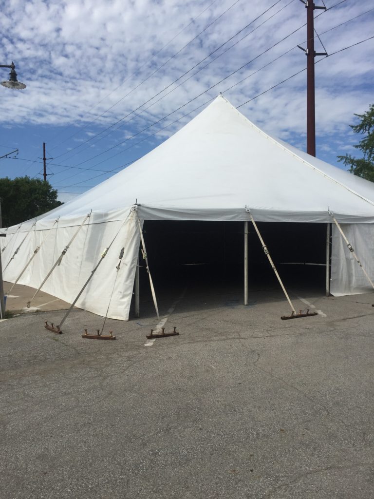 60'x60' rope and pole tent in Boone, Iowa