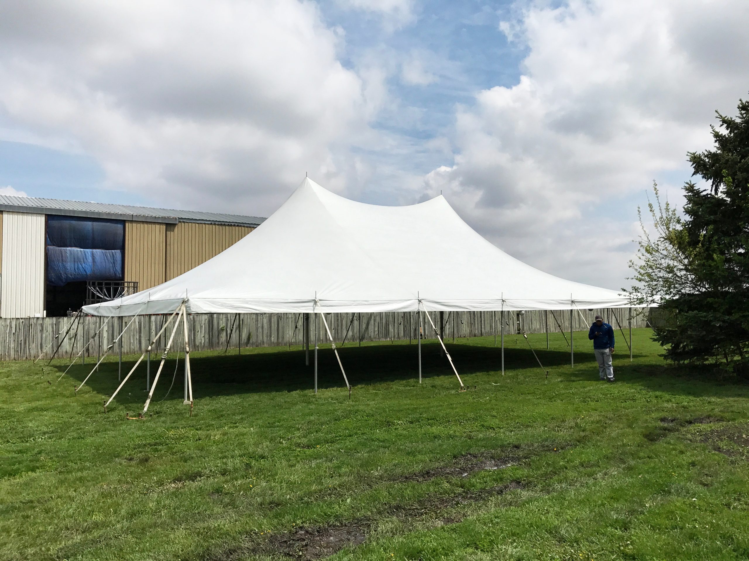 Full view of 40' x 60' rope and pole Birthday Party tent in Washington, Iowa