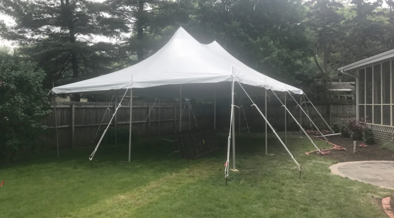 Backyard Graduation Party with 20′ x 30′ rope and pole tent in Iowa City