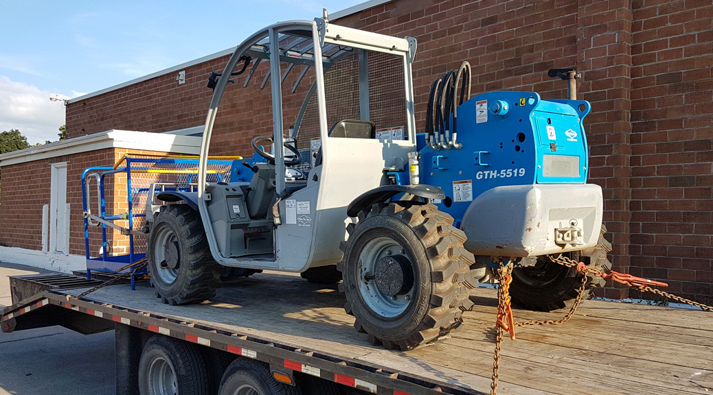 Rent Telescopic Forklift In Iowa City Cedar Rapids Ia Genie Gth 5519