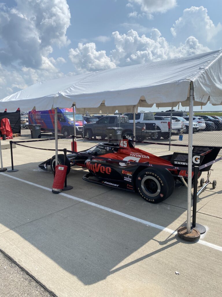 10’ x 20’ frame tent with the Hy-Vee to sponsor Lundgaard’s RLL-Honda in IndyCar under it