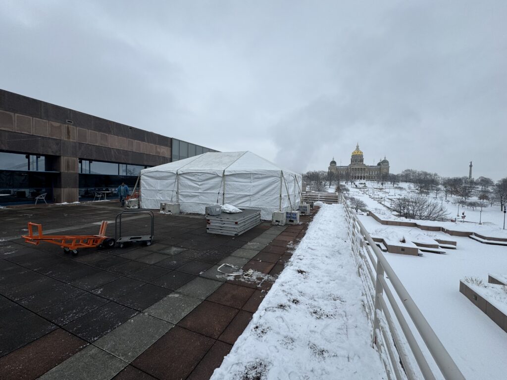 20' x 30' frame tent set up on the 3rd-floor terrace overlooking the Iowa State Capitol.