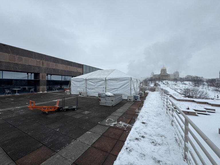 20' x 30' frame tent set up on the 3rd-floor terrace overlooking the Iowa State Capitol.