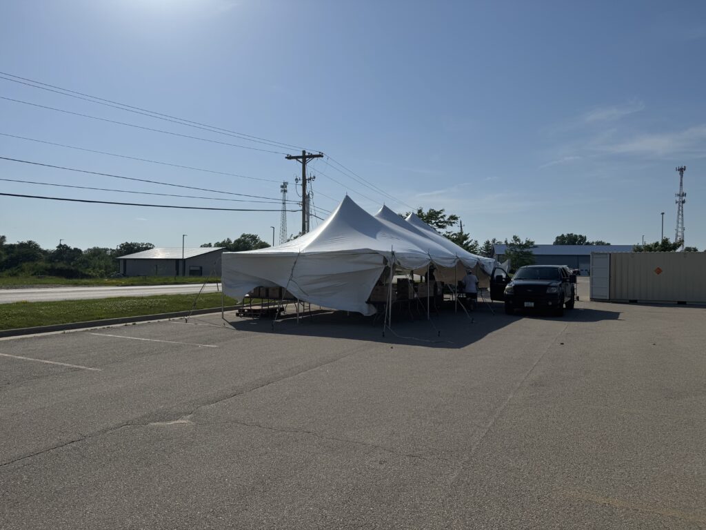 Fireworks Tent (20' x 40' Rope and Pole Tent) in Dubuque, Iowa (corner by gas station)