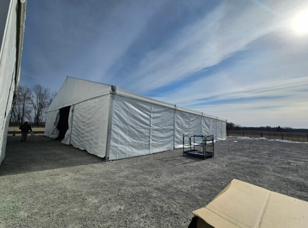 49' x 66' (15m x 20m) Liri Clearspan structure (tent) for rent. 49' x 66' (15m x 20m) Liri Clearspan structure (tent) for rent.